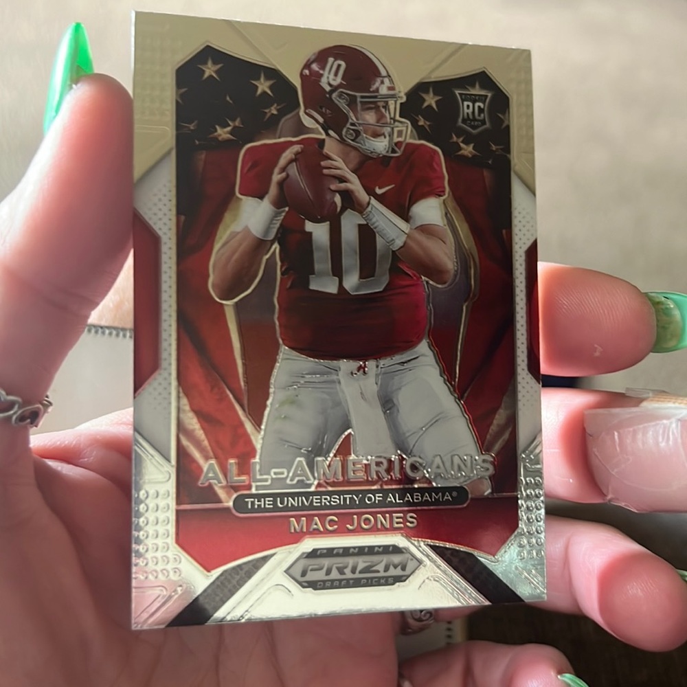A Mac jones rookie card